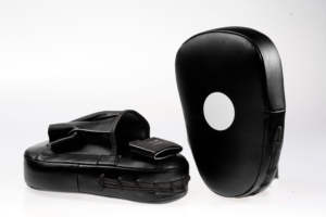 Kit de pads de frappe MMA et Muay Thai noir pour entraînement de karaté, pads de concentration et sacs de frappe pour sparring - Product Image 4