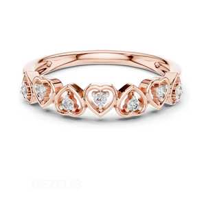Bague empilable en or rose 14 carats avec diamant de laboratoire en forme de cœur ajouré, éthique et durable - Product Image 1