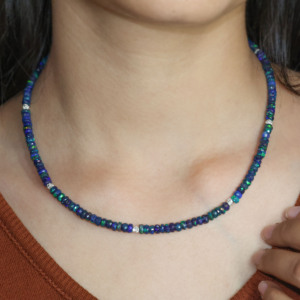 Collier en argent plaqué 925 pour femme avec perles d'opale et pendentif visage de Bouddha, séparateur de perles noires, idéal pour mariage et cadeau de fête - Product Image 1