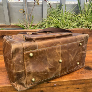 Duffle de gimnasio de cuero de grano completo, bolsas de lona de viaje para la noche, lona de mano de cuero de vaca con correa de hombro ajustable - Product Image 5