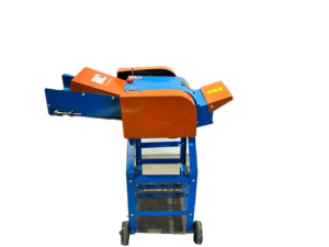 Venta <span class=keywords><strong>de</strong></span> fábrica, máquina eléctrica <span class=keywords><strong>de</strong></span> guillotina <span class=keywords><strong>de</strong></span> paja agrícola, nuevo producto, trituradora <span class=keywords><strong>de</strong></span> grano <span class=keywords><strong>de</strong></span> maíz <span class=keywords><strong>de</strong></span> condición usada para industrias agrícolas - Product Image 3