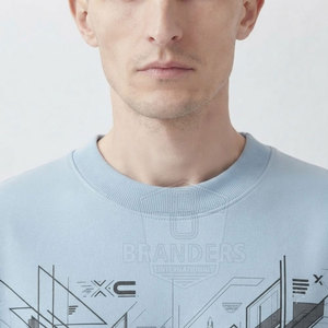 เสื้อยืดโอเวอร์ไซส์คลาสสิกสำหรับผู้ชาย ผ้าฝ้ายผสมเนื้อนุ่ม ทรงหลวม สไตล์แฟชั่นทันสมัย เหมาะสำหรับใส่ลำลองและสตรีทแวร์ - Product Image 6
