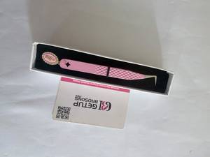 Pince à épiler pour extensions de cils GETUP BROSONS IMPEX 90 rose en acier inoxydable, fibres lisses, précision antidérapante, découpe en étoile parfaite - Product Image 1