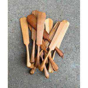 Cuillère en bois de manguier traditionnelle artisanale, ustensile durable pour une expérience culinaire écologique - Product Image 5