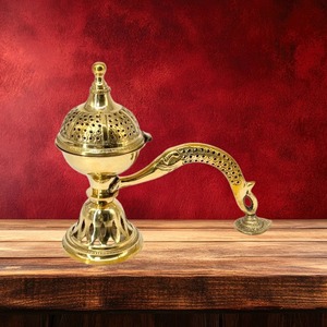 Luxury Resin Antique Eco-Friendly Religious <b>Bakhoor</b> Burner for Burning <b>Oud</b> Incense Traditional Decorative Fragrance Holder - Product Image 3