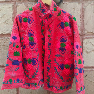 Veste Sarong en velours matelassé à motif floral, taille XL, tissage et techniques de broderie, cadeau pour femme - Product Image 1