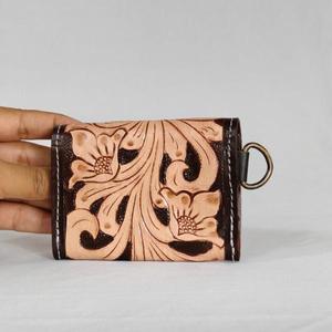 Vintage Genuine Leather <b>Card</b> Holder With <b>Embossed</b> Floral Pattern Snap Closure Single Strap Unisex Portable Daily Use - Product Image 4