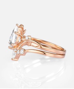 Anillo de compromiso y boda geométrico de plata de ley 925 chapado en oro con moissanita talla cometa para mujer, joyería de lujo - Product Image 3