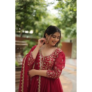 Party Wear XL Gown with <b>Sequins</b> Embroidery Work for a Glamorous Look - Product Image 6