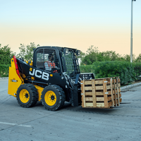 Cargadora Compacta Multifuncional JCB 3TS-8T para Construcción, Manipulación de Materiales de Construcción y Trabajos de Movimiento de Tierras