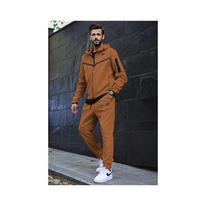 Meilleure collection de survêtements pour hommes, différents designs et survêtements imprimés disponibles à bas prix - Product Image 4