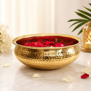 Bol Urli en laiton martelé de qualité supérieure – Bol traditionnel pour bougies flottantes et fleurs, élégant centre de table - Product Image 2