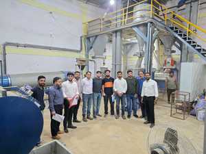 Nueva Línea de Producción de Alimento Flotante para Peces, Planta de Máquinas de Pellets Metálicos Completamente Automática con Alta Productividad, Capacidad de 1 Tonelada/Hora - Product Image 3