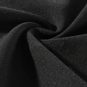 Ensemble de rashguards pour homme, confort maximal, séchage rapide, tenue de sport pour entraînement et performance athlétique - Product Image 2