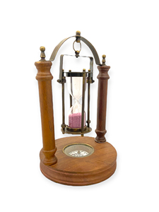 Sablier rotatif de luxe en laiton fait main de 2 minutes avec boussole, décoration de bureau vintage par Tajdaar Handicrafts - Product Image 1
