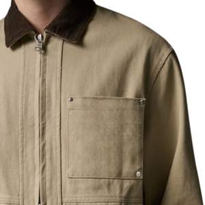 Chaqueta con Cuello en Contraste para Hombre y Mujer en Color Beige con Diseño Elegante, Cierre de Cremallera, Tela de Alta Calidad y Ajuste Cómodo - Product Image 3