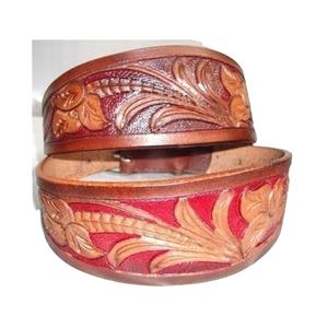 ปลอกคอสำหรับสัตว์เลี้ยงทำด้วยมือทำจากหนังแท้100% ได้รับการลงรายการชั้นนำสำหรับสุนัข - Product Image 1