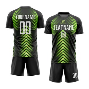 Vêtements de sport confortables pour hommes, uniforme de football 100% polyester, uniforme de football sur mesure pour hommes - Product Image 5