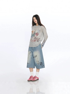T-shirt en coton tricoté à manches longues et col rond gris pour femme, broderie dessinée à la main, coupe décontractée, toutes saisons - Product Image 2