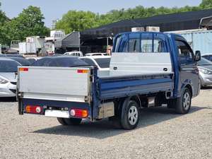 Camion benne d'occasion Porter2, moteur turbo diesel, conduite à gauche, sièges en cuir, transmission manuelle, véhicule logistique - Product Image 2