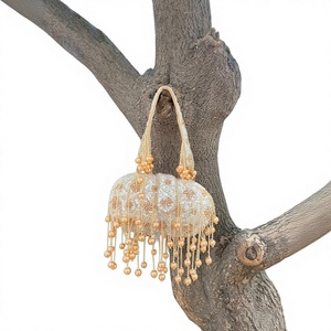 Bolso de Mano de Cuero Genuino Impermeable con Cierre de Cremallera para Bordado, Ideal para Fiestas de Chicas, Hecho en India - Product Image 3