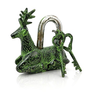 กุญแจโบราณสีเขียวลายกวางนั่ง ดีไซน์วินเทจ งานแฮนด์เมด ของตกแต่งสะสม สำหรับประตูบ้าน ของขวัญคริสต์มาส - Product Image 2