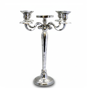 เชิงเทียนสีเงินพร้อมถาดทรงกลมที่วางเทียนโลหะสำหรับเช่างานปาร์ตี้และจัดดอกไม้ในงานแต่งงาน - Product Image 1