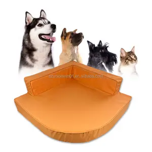 Waterproof Boucle Small Pet Travel Bed Calming Plush Machine Washable Dog Bed Sofa Soft Memory Foam Large Dog Luxury Pet Beds