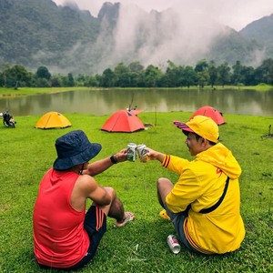 Cerveza negra de barril oscura de 330ml más vendida del fabricante vietnamita en caja de botellas de barril embalaje directo de Vietnam - Product Image 3