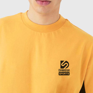เสื้อยืดและกางเกงขาสั้นผู้ชายคุณภาพพรีเมียม ผ้าถักนิตติ้ง 100% คอตตอน เนื้อผ้าเบาสบาย ใส่สบาย ระบายอากาศได้ดี เหมาะสำหรับฤดูร้อน มีโลโก้ด้านหน้า - Product Image 5