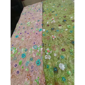 Tissu de broderie artisanale lourde en tulle pêche avec fleurs 3D et perles pour lehenga, sari, blouse de créateur, vêtements ethniques de luxe - Product Image 1