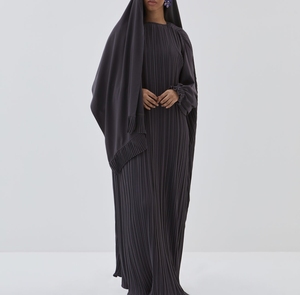 Oferta caliente: Abaya islámica tradicional negra hermosa de Dubái para mujer, estilo saudí, de poliéster transpirable, largo hasta el tobillo, para primavera. - Product Image 1