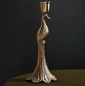 Candelabro moderno de metal con cuatro brazos, decorativo para mesa, minimalista, para mesa de comedor, bodas, eventos, a la moda. - Product Image 3