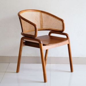Fauteuil en rotin et bois massif de style vintage rétro, chaises de salle à manger modernes en bois, chaise en cannage tissée à la main - Product Image 1
