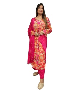 Venta al por mayor de suministro de fábrica Alia Cut Anarkali Kurtis Minimalista Kurti con cuello Comprar Kurtis Online India - Product Image 1
