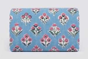 Tissu en coton imprimé à la main au mètre, motif floral bleu, textile indien Sanganeri Jaipur, pour robe, rideau, décoration intérieure - Product Image 2