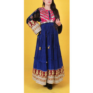 Robe afghane pour femmes, élégante, faite à la main, traditionnelle, brodée, robe maxi culturelle, manches longues, tenue ethnique - Product Image 1