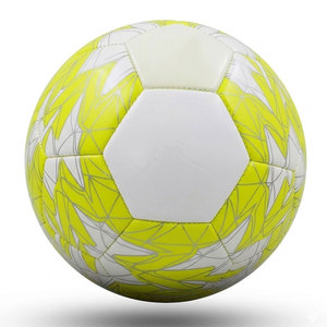 Ballon de football de qualité supérieure, léger, confortable, surface imperméable, construction robuste des panneaux, design personnalisable, logo disponible, OEM disponible - Product Image 1