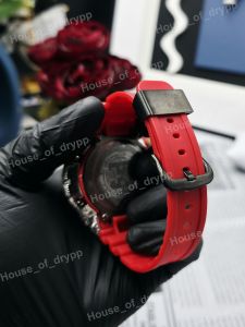 Reloj Digital de Lujo Unisex con Correa de Goma Roja, Esfera y Caja con Moissanita, y Adorno de Búho - Product Image 5