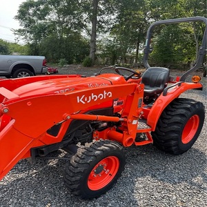 Tractor Compacto Kubota L3302 4WD, Entrega Rápida, Compre Hoy, Calidad Premium, Motor Compacto y Versátil, Confiable para Cualquier Sitio de Trabajo - Product Image 4