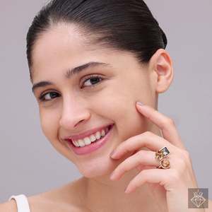 Anillo que se puede abrir de PRAO TREASURE DENTRO de un accesorio de moda mágico - Product Image 4