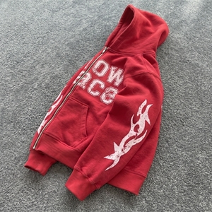 Sudadera con capucha roja Snow Grace con cremallera, unisex, de forro polar, informal, para invierno, corte regular, con estampado de letras y logotipo frontal - Product Image 6