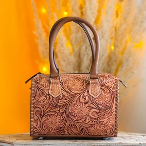 Sac de voyage léger en cuir véritable Venus avec fermeture éclair unique pour femmes et jeunes filles, idéal pour la vie quotidienne, vente en gros - Product Image 1