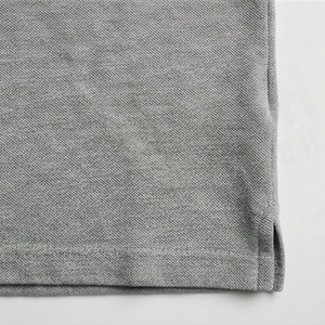 Vente en gros de polos pour hommes sur mesure avec logo imprimé, nouveau design, couleur unie, tissu tricoté, fabriqué au Pakistan - Product Image 5
