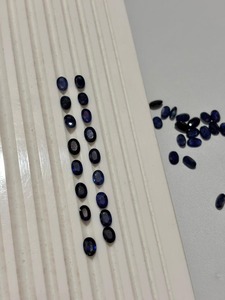 Saphir bleu naturel, taille ovale, traité thermiquement, certifié IGI, qualité AAA, 2-3 mm, 500 CTS, lustre superbe, couleur excellente pour bijoux - Product Image 3
