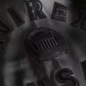 Veste universitaire à capuche Avirex enduite, coupe-vent et respirante, en cuir véritable de haute qualité, col montant brodé – Meilleure vente - Product Image 2