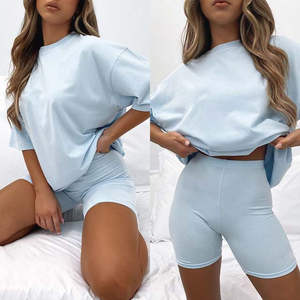 Conjuntos de Dos Piezas para Mujer, Modernos, 100% Algodón, Cuello Redondo, Camiseta y Pantalones Cortos, Manga Corta, Corte Regular, Ropa Urbana de Verano - Product Image 4