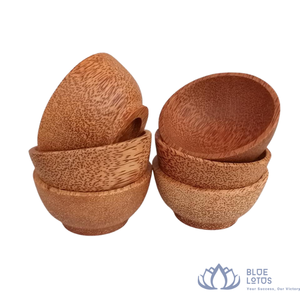Bol de service moderne en bois de luxe pour salades et fruits Blue Lotus Farm - Non toxique, durable, écologique, fabriqué à la main à Gia Lai - Product Image 1