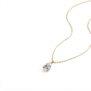 Collar con Colgante Solitario Minimalista de Diamante Cultivado en Laboratorio Certificado de 0.5ct, Corte Pera 6x4mm, en Oro Amarillo de 18K, EF VS, Forma de Lágrima - Product Image 2