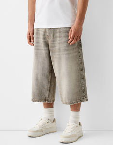 Shorts en jean super amples personnalisés pour hommes, style rétro vintage, tendance mode urbaine, denim marron délavé, longs shorts de skater - Product Image 2
